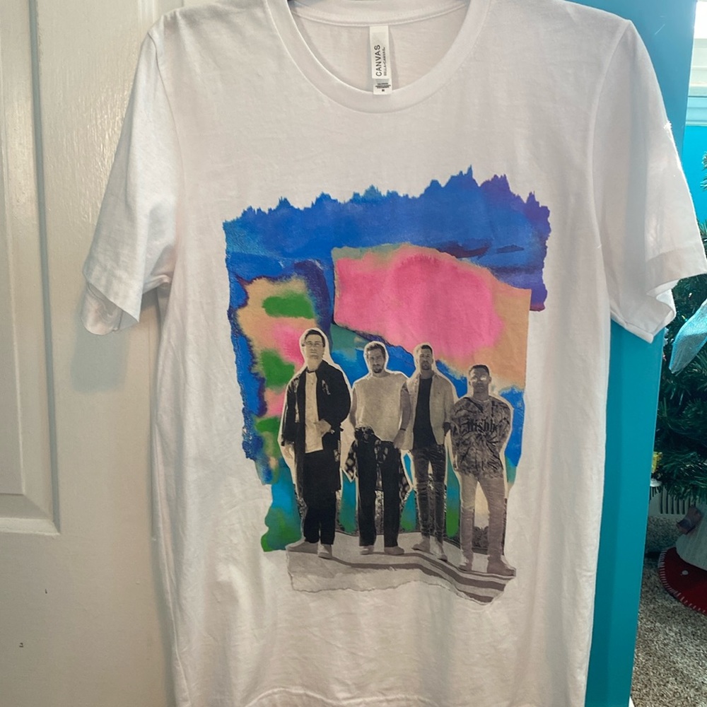 T-shirt from Big Time Rush’s 2022 Forever Tour. Never worn, medium size.